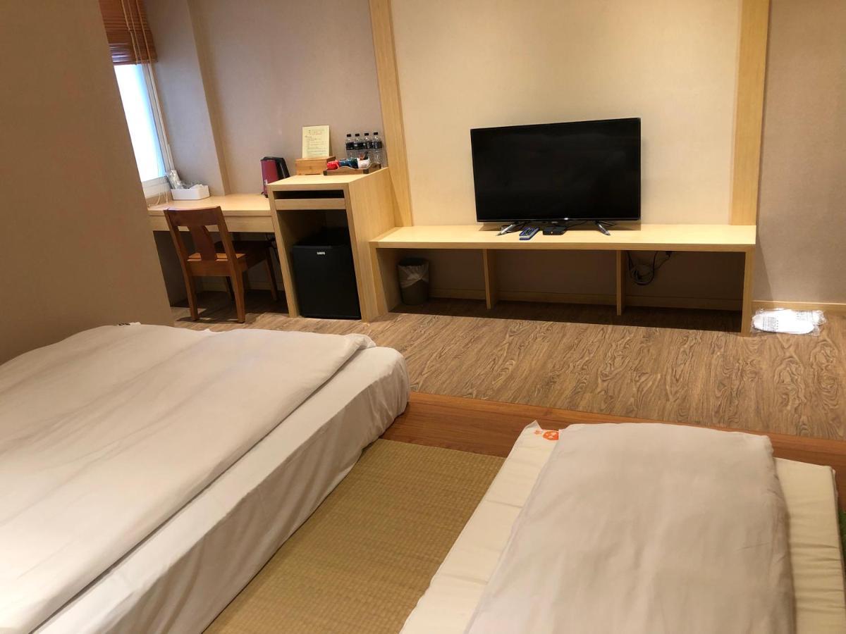 玉灣鵬灣民宿jade Bay B&B Donggang Exterior foto